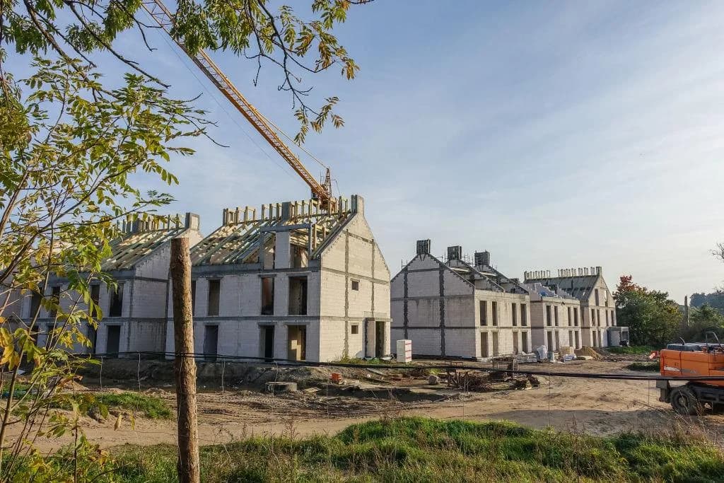 The solution to Europe’s housing affordability crisis must include building decarbonisation